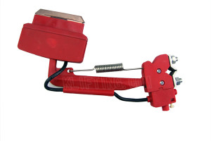 How does the current collector of conductor bar work?